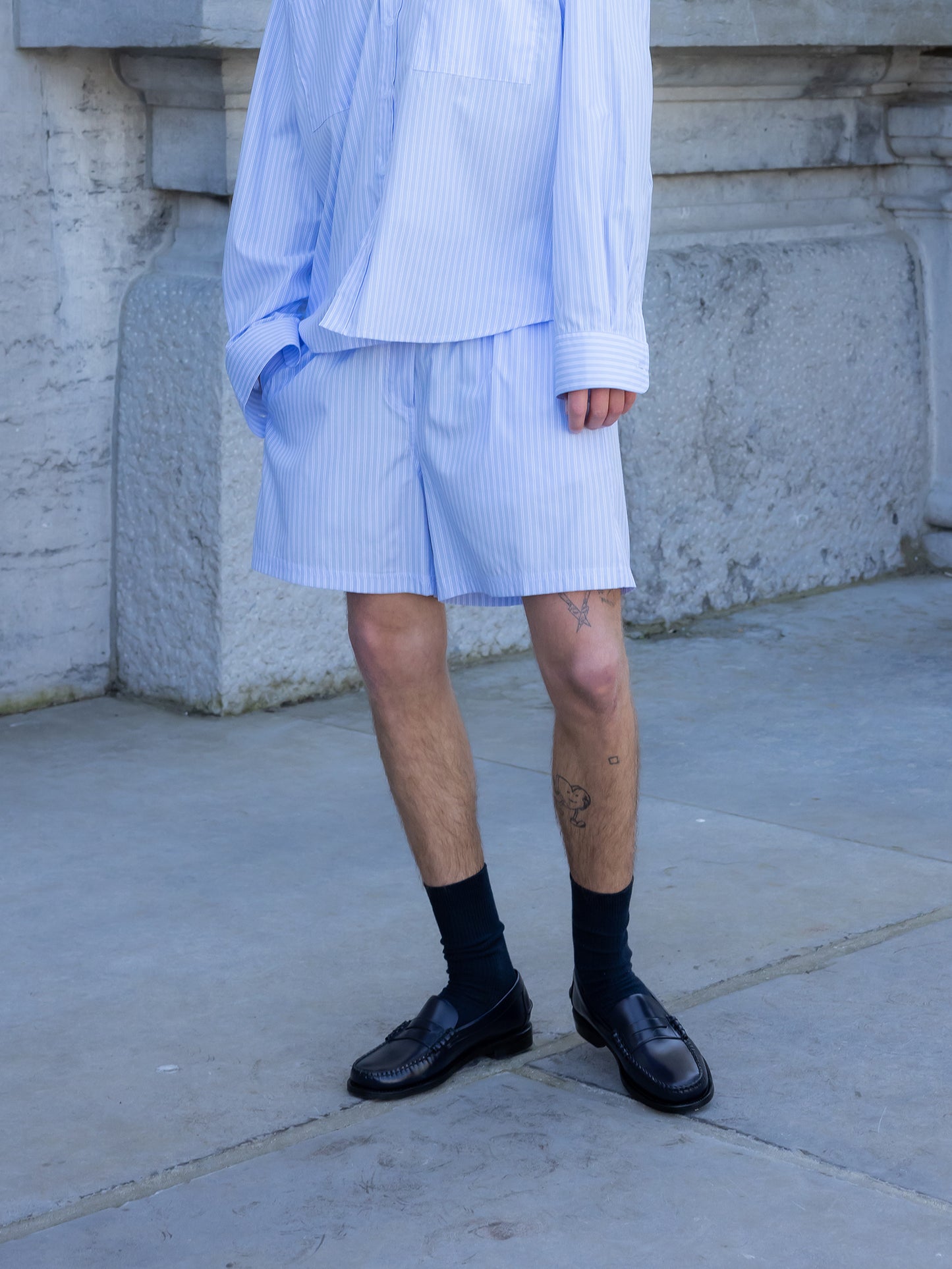 ELASTICATED STRIPED SHORTS LIGHT BLUE
