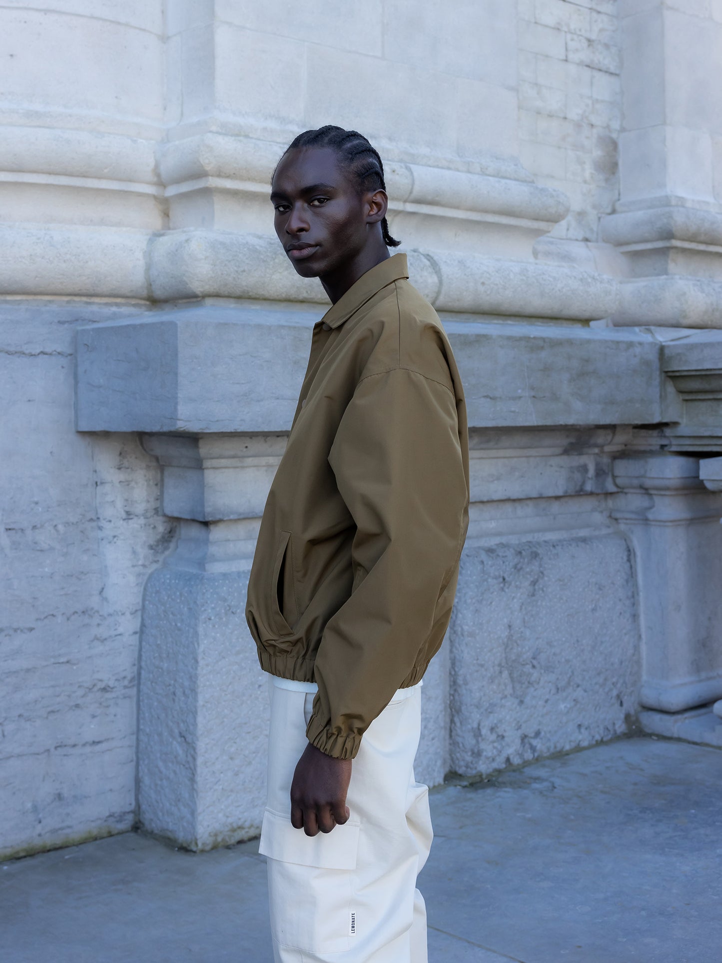 LIGHTWEIGHT JACKET KHAKI