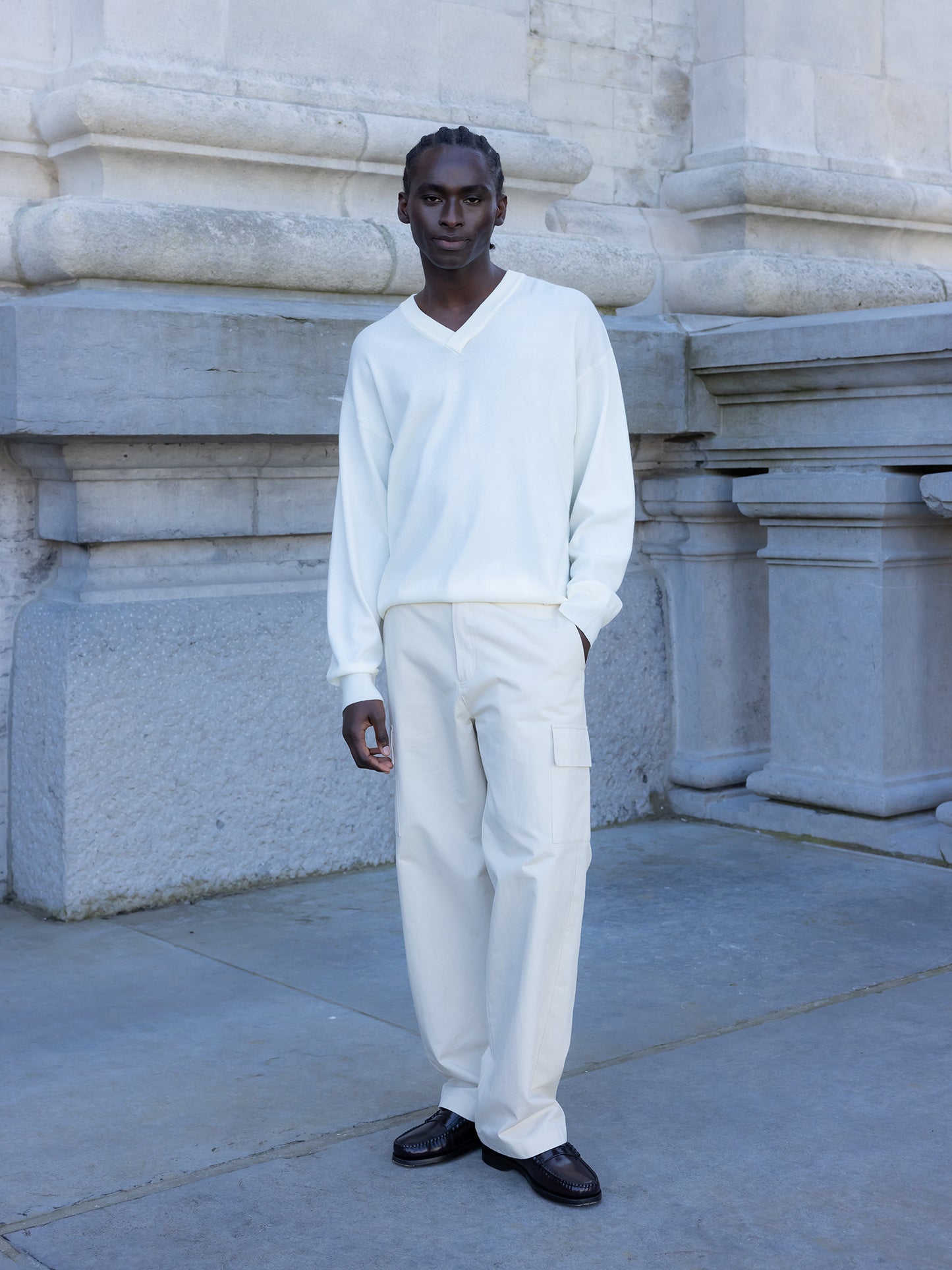 V-NECK KNITTED SWEATER ECRU