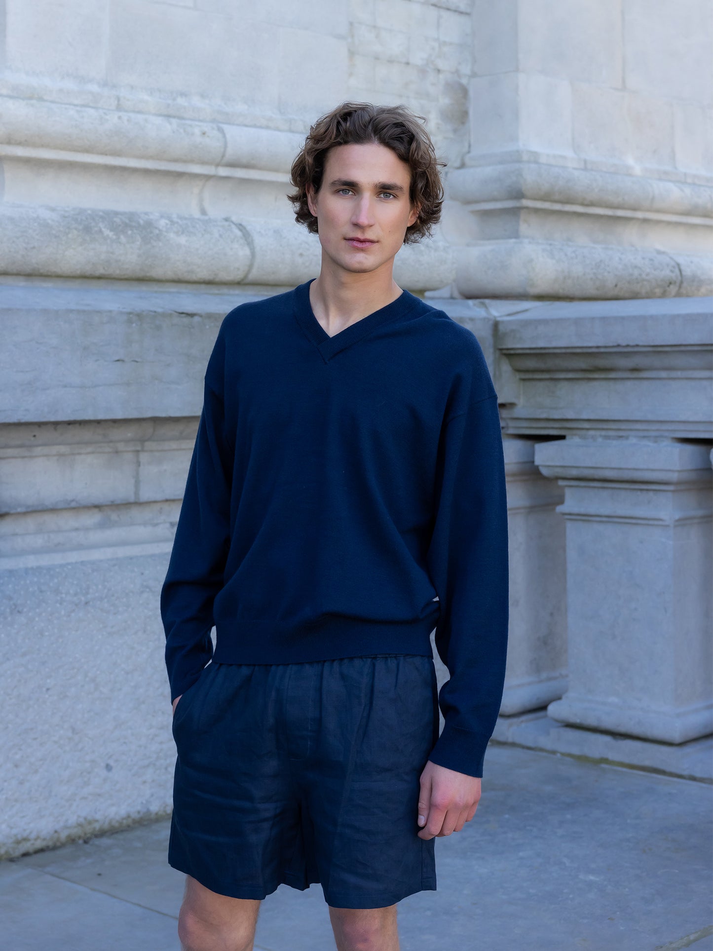 V-NECK KNITTED SWEATER NAVY BLUE