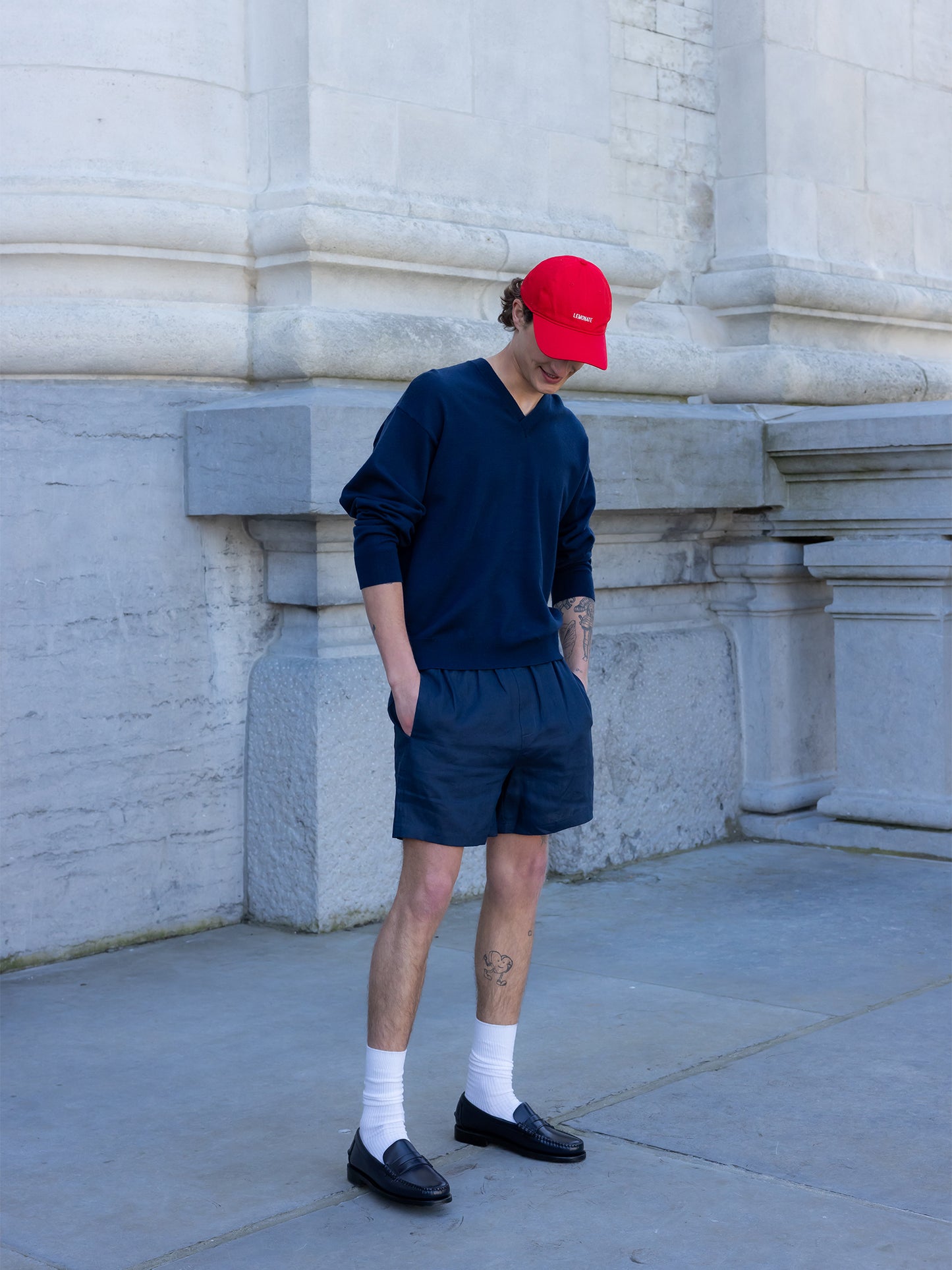 V-NECK KNITTED SWEATER NAVY BLUE