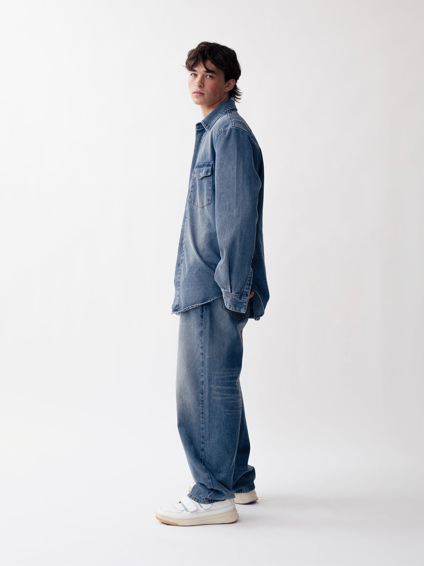 SHIRT W POCKETS DENIM