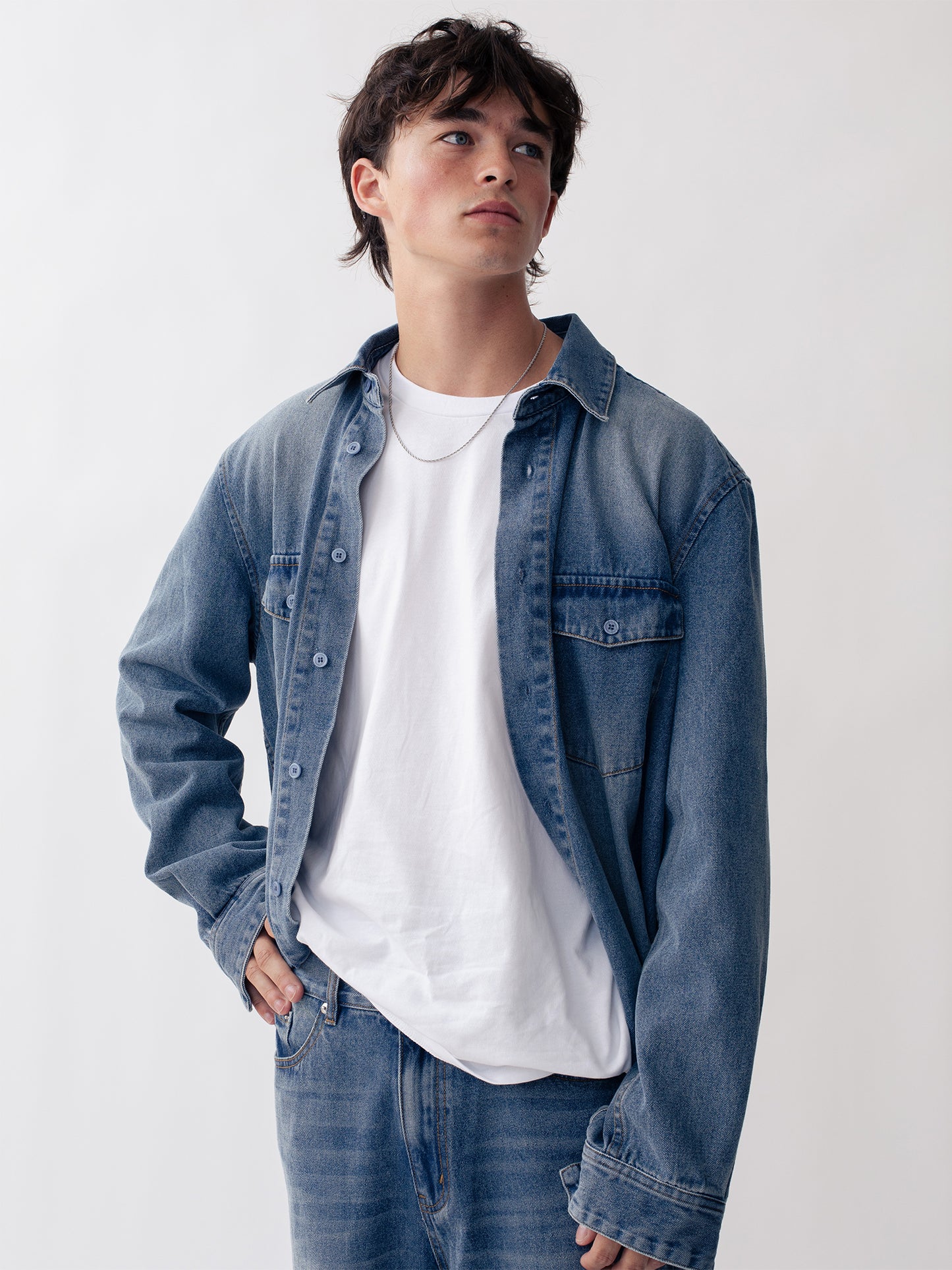SHIRT W POCKETS DENIM