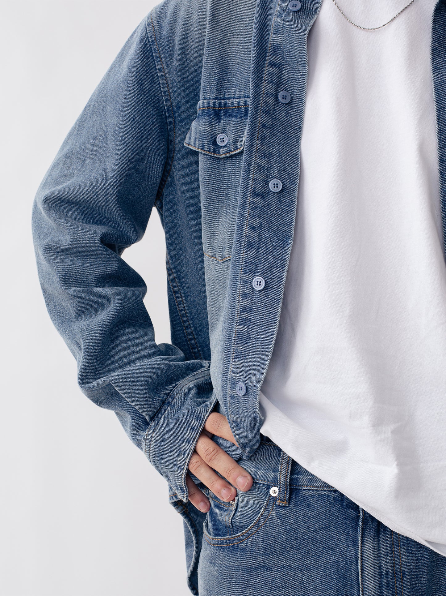 SHIRT W POCKETS DENIM