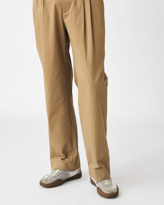 PLEATED TROUSERS CAMEL